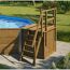 Holzpool mit Holztreppe und Podest