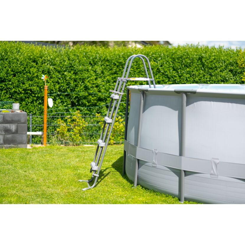 Frame-Pool-Set 'Elite Frame' Ø 549 x 132 cm mit Filterpumpe und Sicherheitsleiter