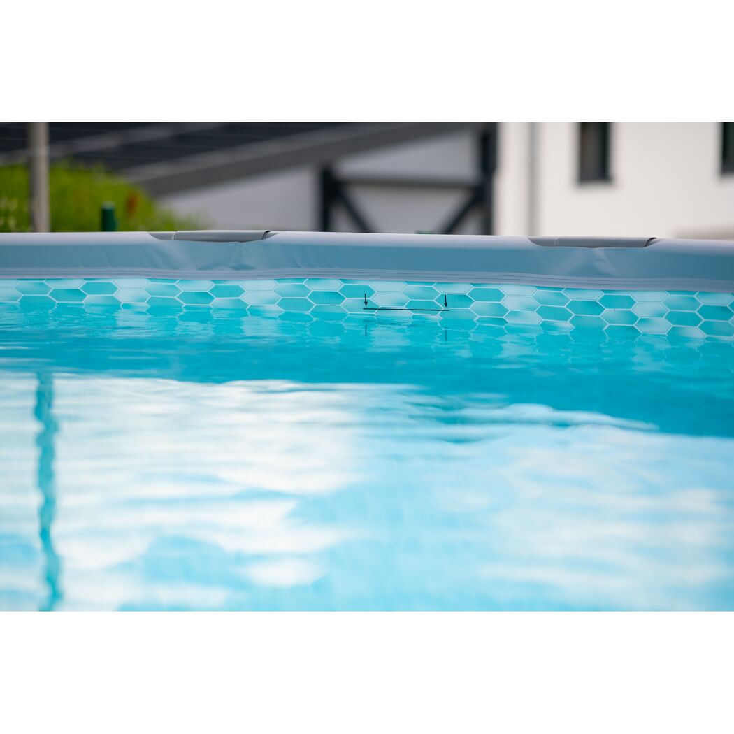 Frame-Pool-Set 'Elite Frame' Ø 549 x 132 cm mit Filterpumpe und Sicherheitsleiter