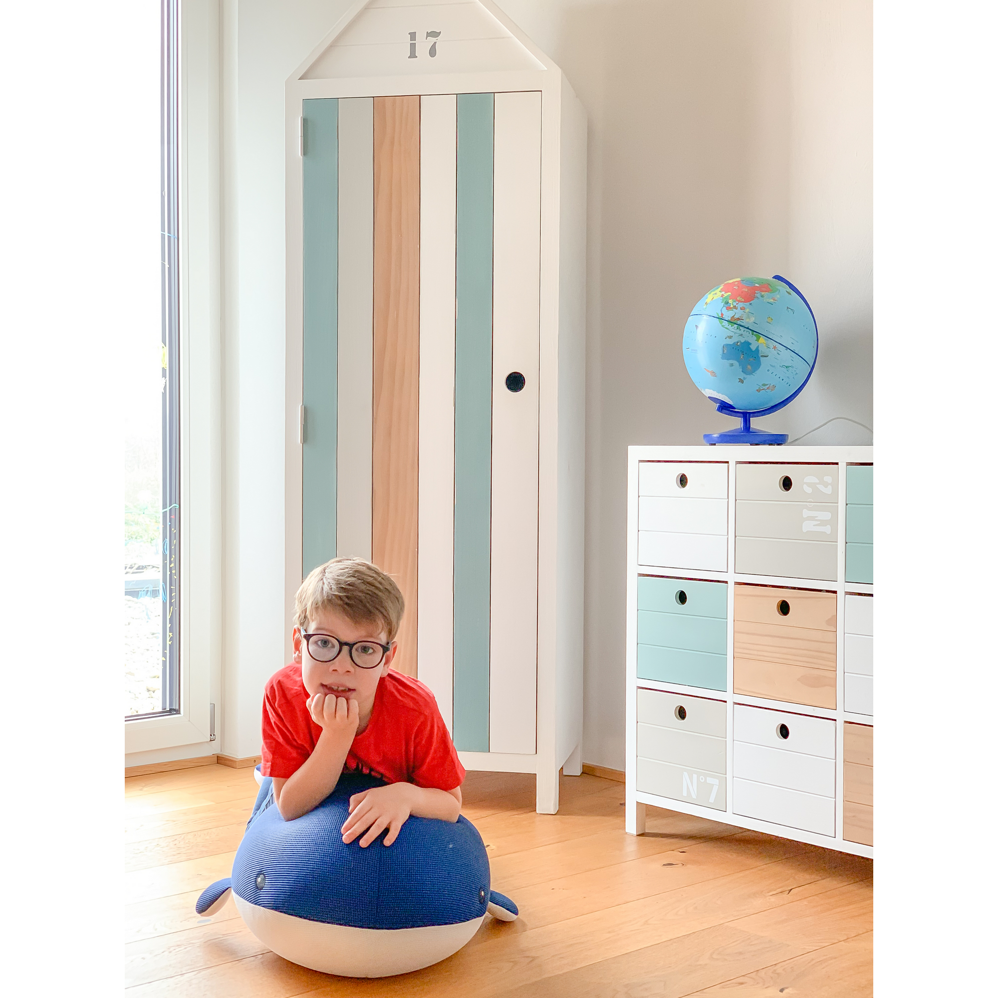 Schwimmtier 'Buddy Wal' blau Textil 50 x 104 x 38 cm
