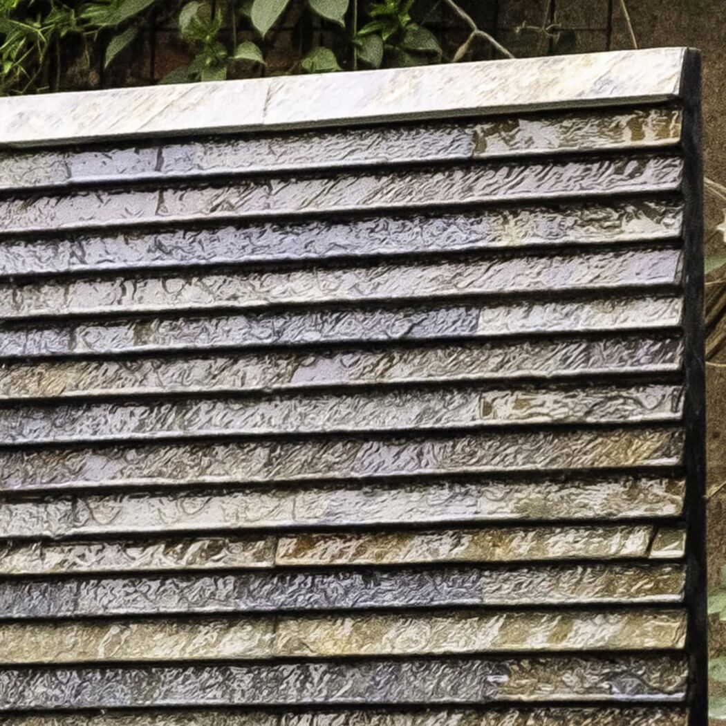 Wasserwand aus Stein