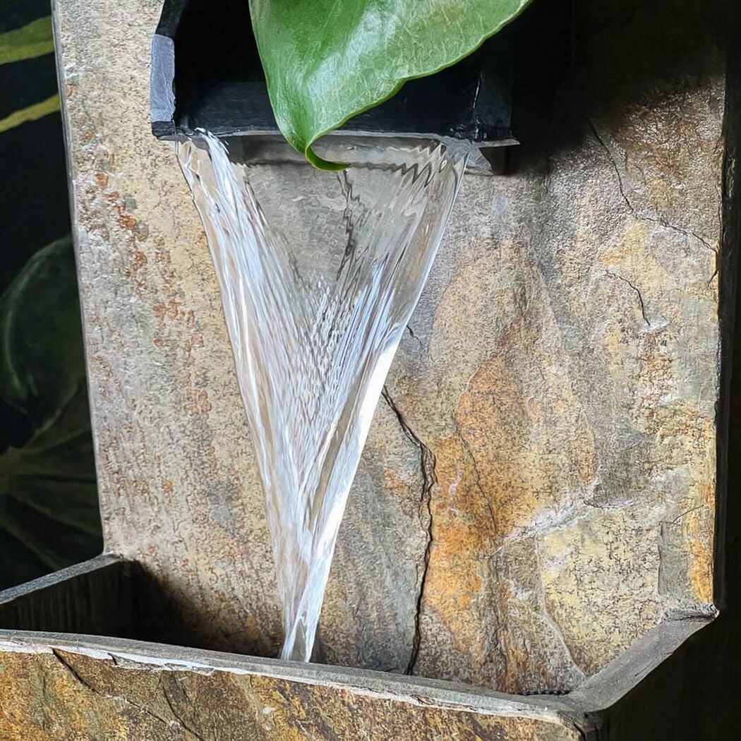 Wasserfall aus Stein