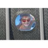 Kind mit Schwimmbrille unter Wasser