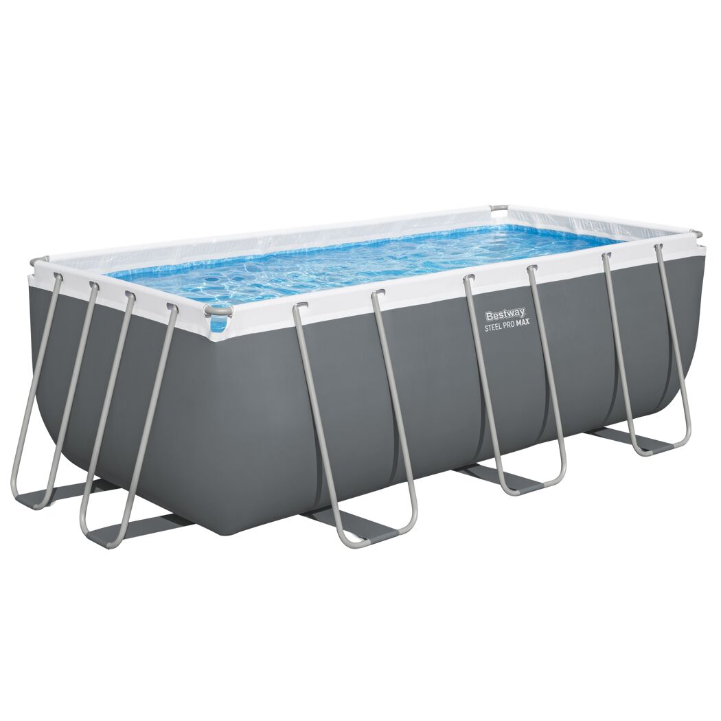 Rechteckiger Gartenpool