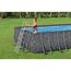 Pool mit Leiter