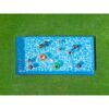 Personen in einem Pool