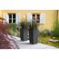 Zwei graue Pflanzkübel Cottage mit Ziergras