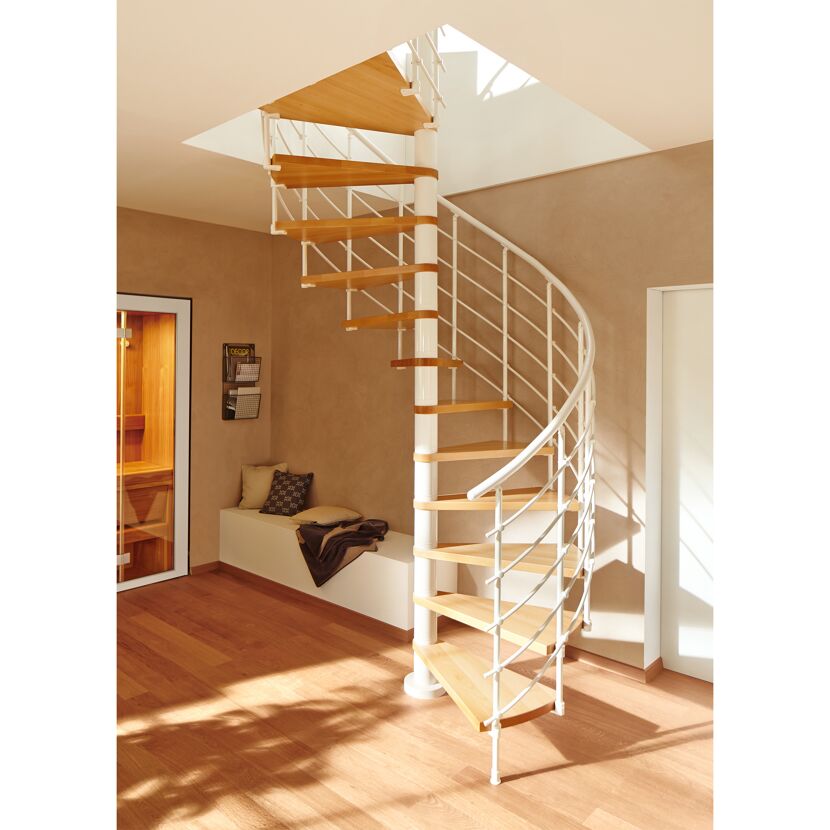 Wendeltreppe Oslo in weiß mit Holzstufen