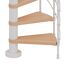 Weiße Spindeltreppe mit Buchenholzstufen