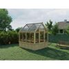 Kleines Gewächshaus aus Holz im Garten