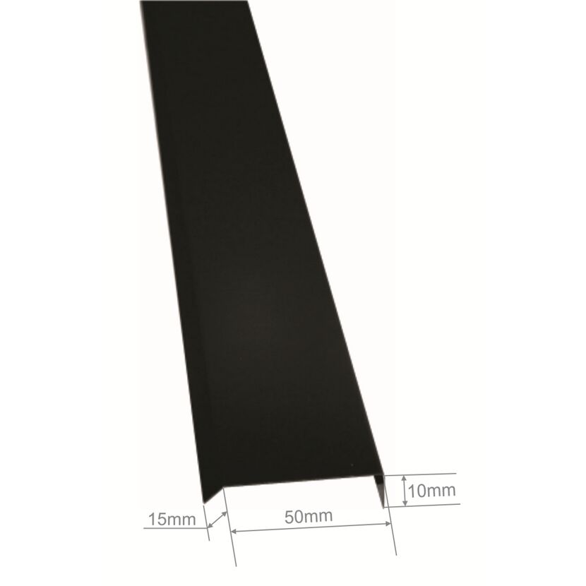 Schwarze Kappleiste mit den Maßen 15 x 50 x 10 mm