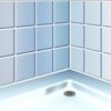 Blaue Duschwanne mit Abfluss