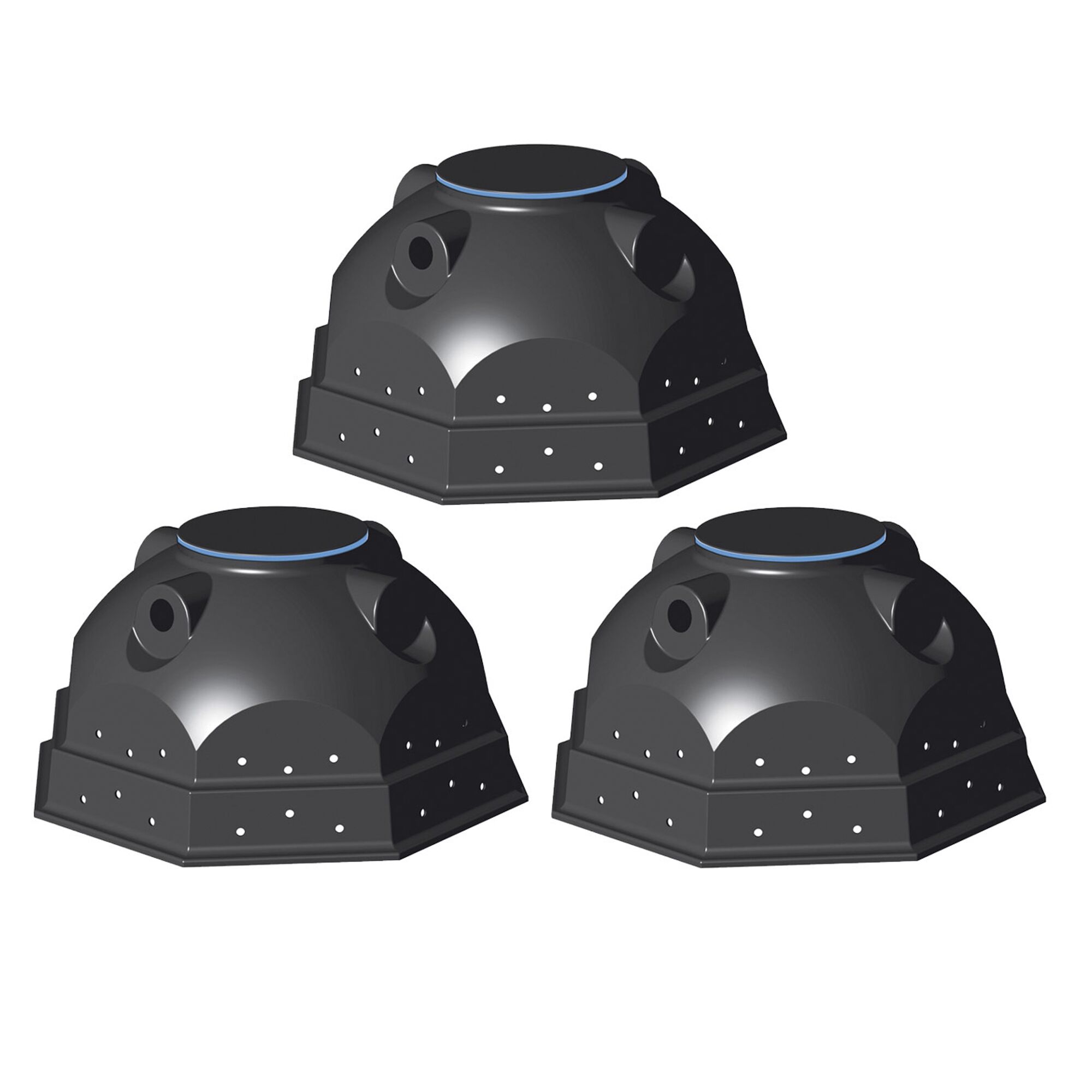 Drei schwarze Kunststoff-Regenwasserbehälter