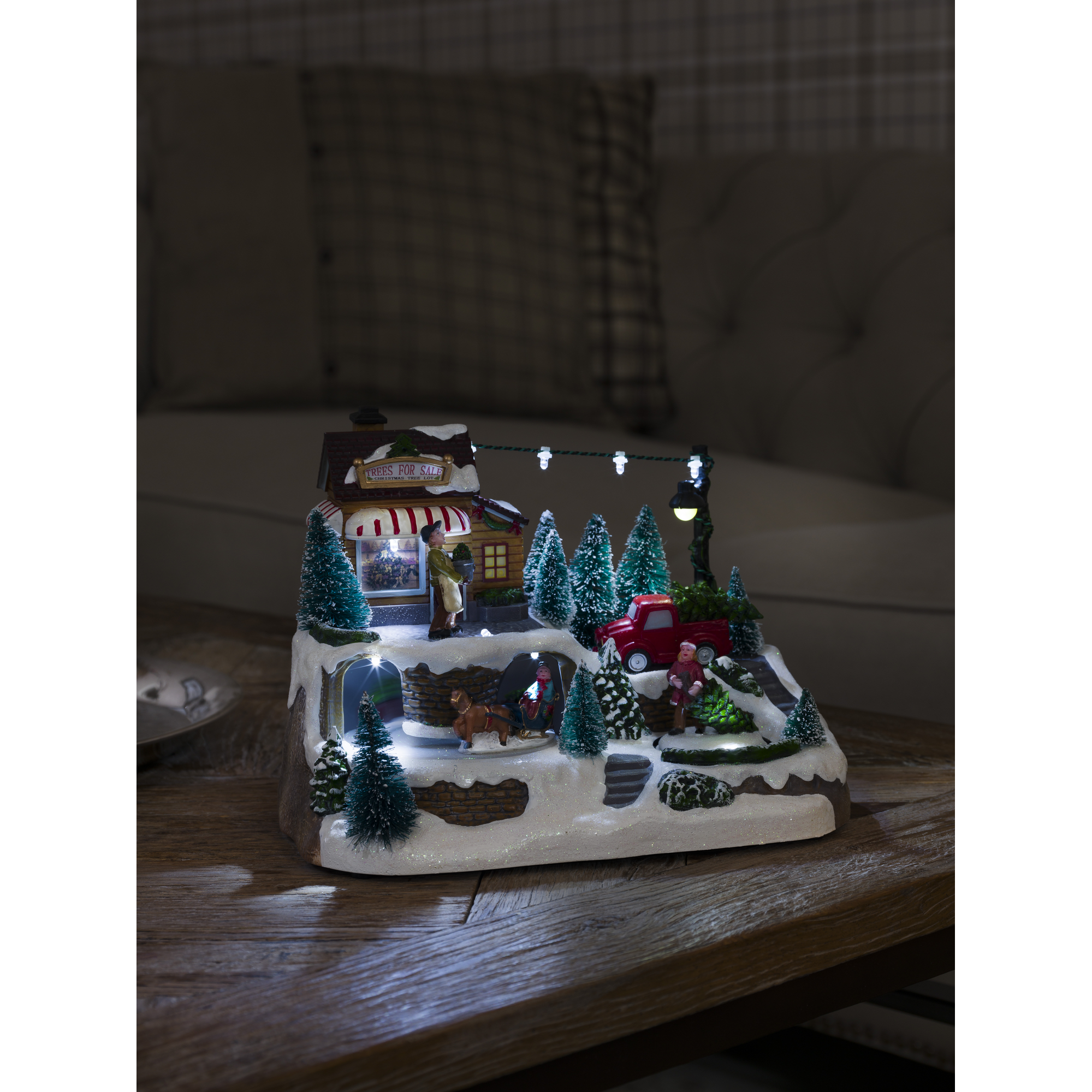 LED-Szenerie 'Weihnachtsbaumverkauf' 10 LEDs kaltweiß/bunt 23,5 x 17 cm + product picture