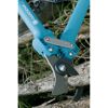Gardena Astschere Comfort beim Schneiden von Ästen