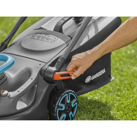 3. Bild von Akku-Rasenmäher 'PowerMax 37/36V Power4All Ready-To-Use' mit 2 Akkus und Ladegerät
