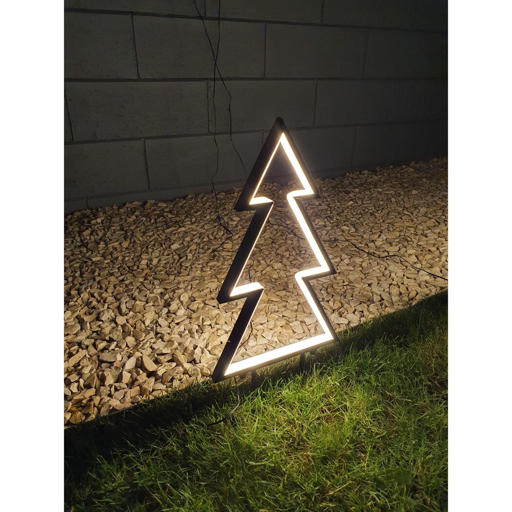 Leuchtender Tannenbaum Gartenstecker