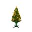 Beleuchteter künstlicher Weihnachtsbaum mit goldenen Schleifen und Stern