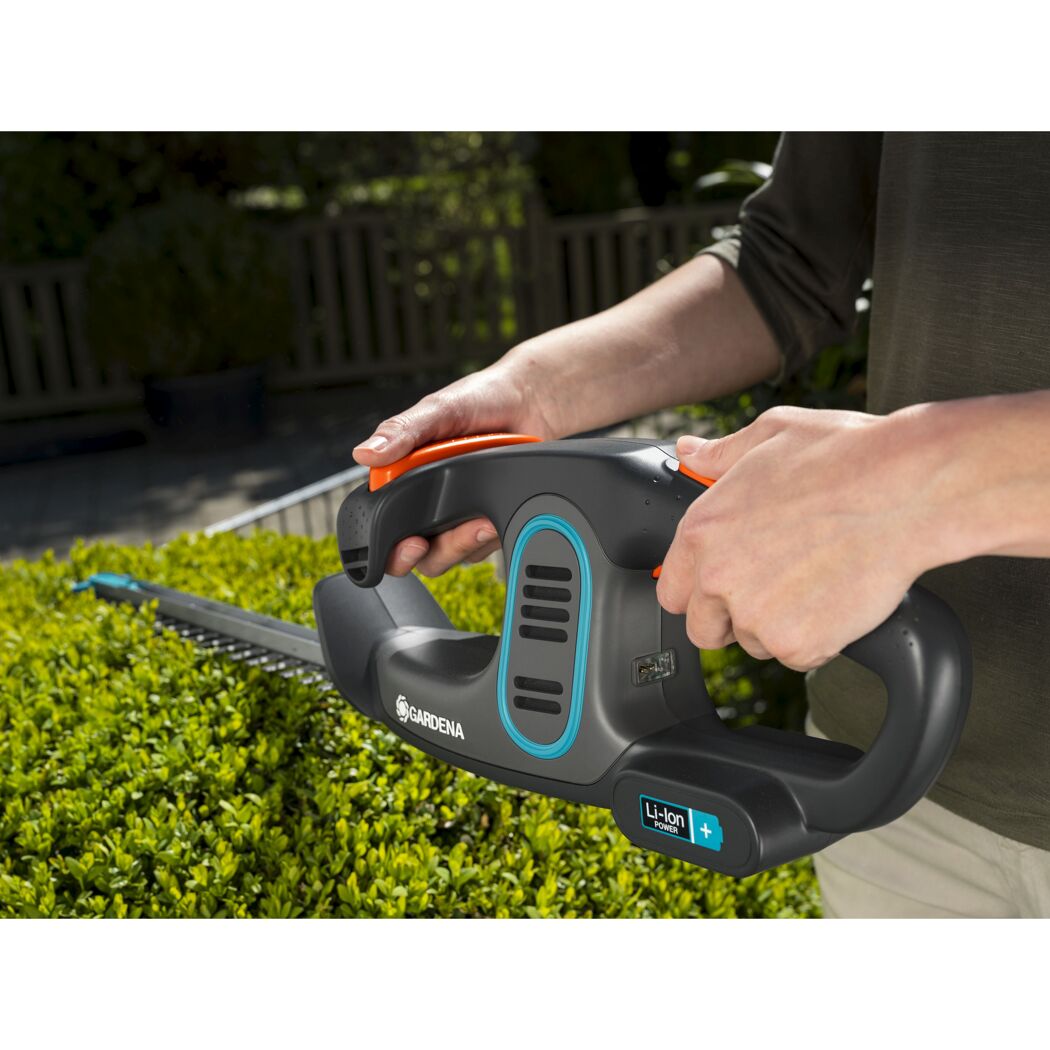 Akku-Heckenschere 'Easy Cut' 40 cm 14,4 V mit Akku