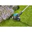 Gardena Elektro-Trimmer EasyCut 450/25 beim Rasentrimmen
