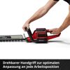 Person benutzt eine Akku-Heckenschere GE-CH 36/65 von Einhell.