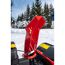 Roter Auswurfkamin einer Schneefräse