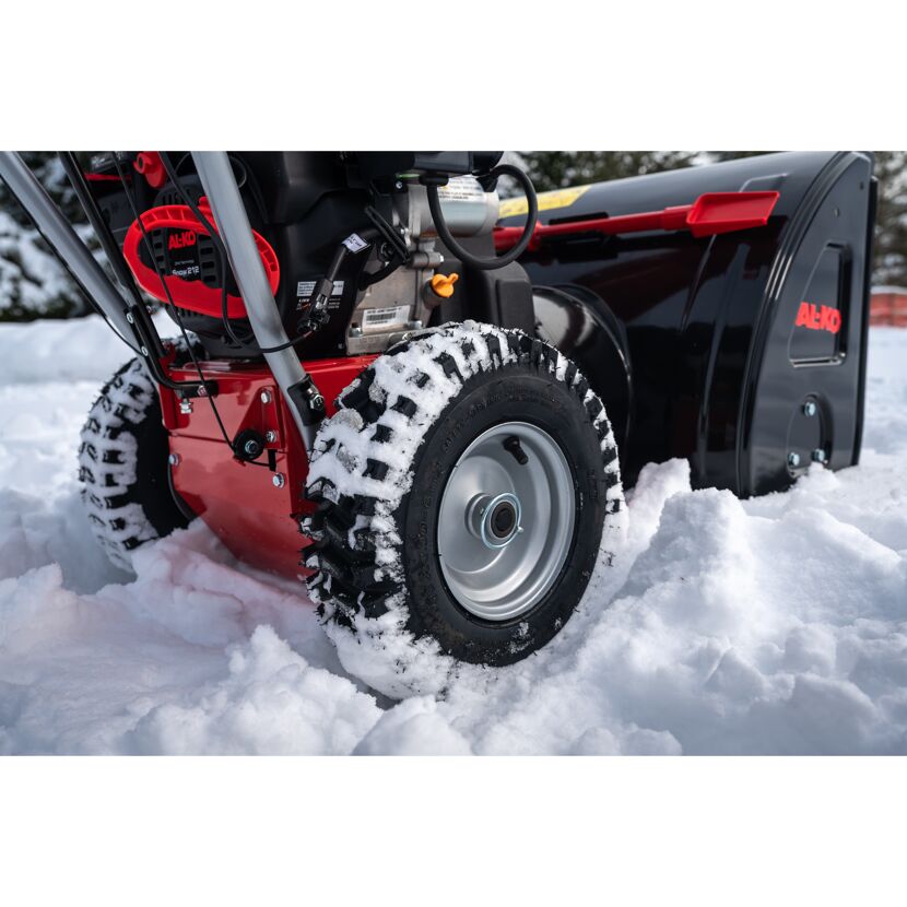 Schneefräse AL-KO Snow 212 im Schnee