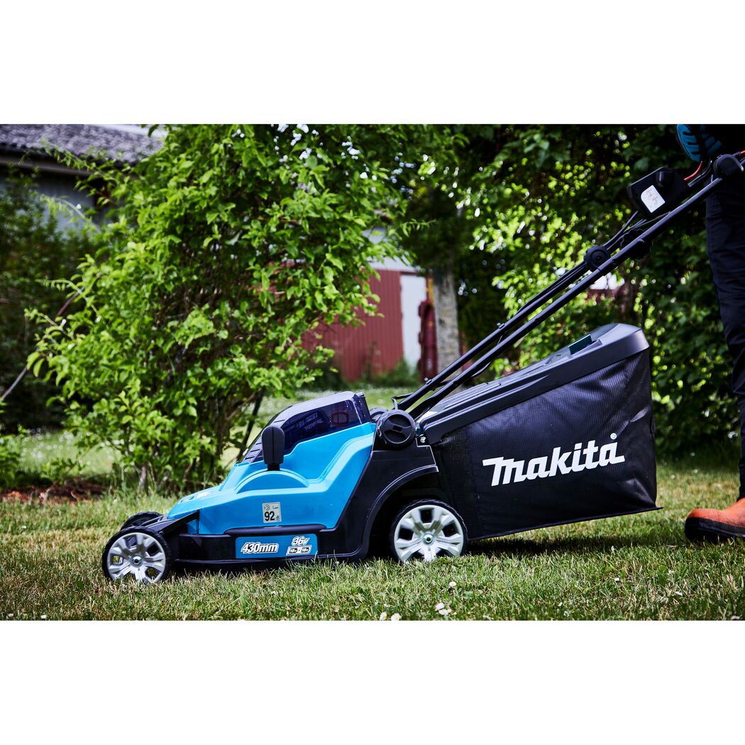Akku-Rasenmäher 'DLM432PT2' 2 x 18 V mit Akku, bis 575 m²