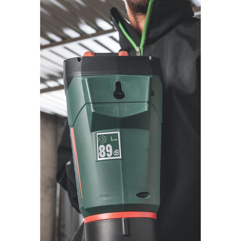 Laubbläser LB 18 LTX BL