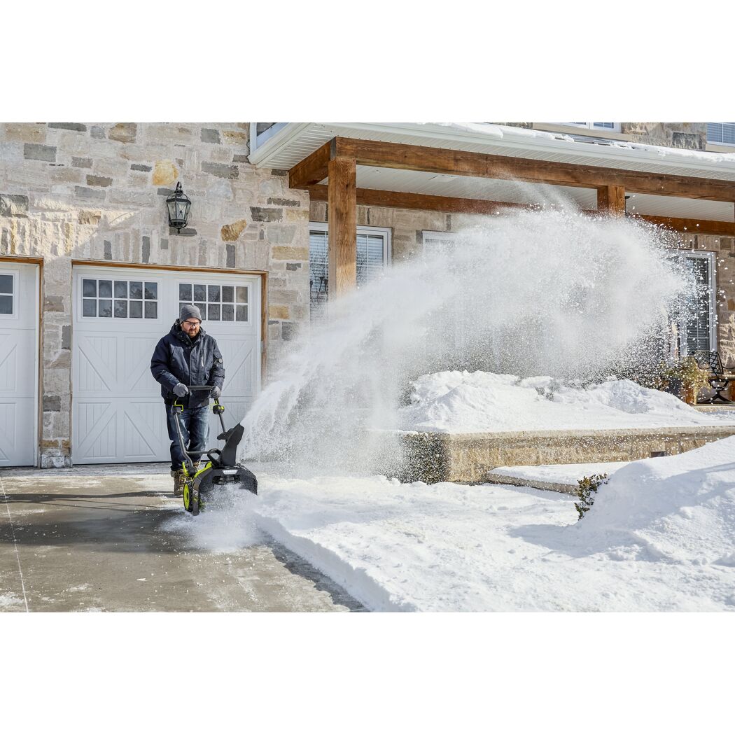 Akku-Schneefräse 'Brushless Max Power RY36STX45A-140' 36 V inklusive Akku und Ladegerät