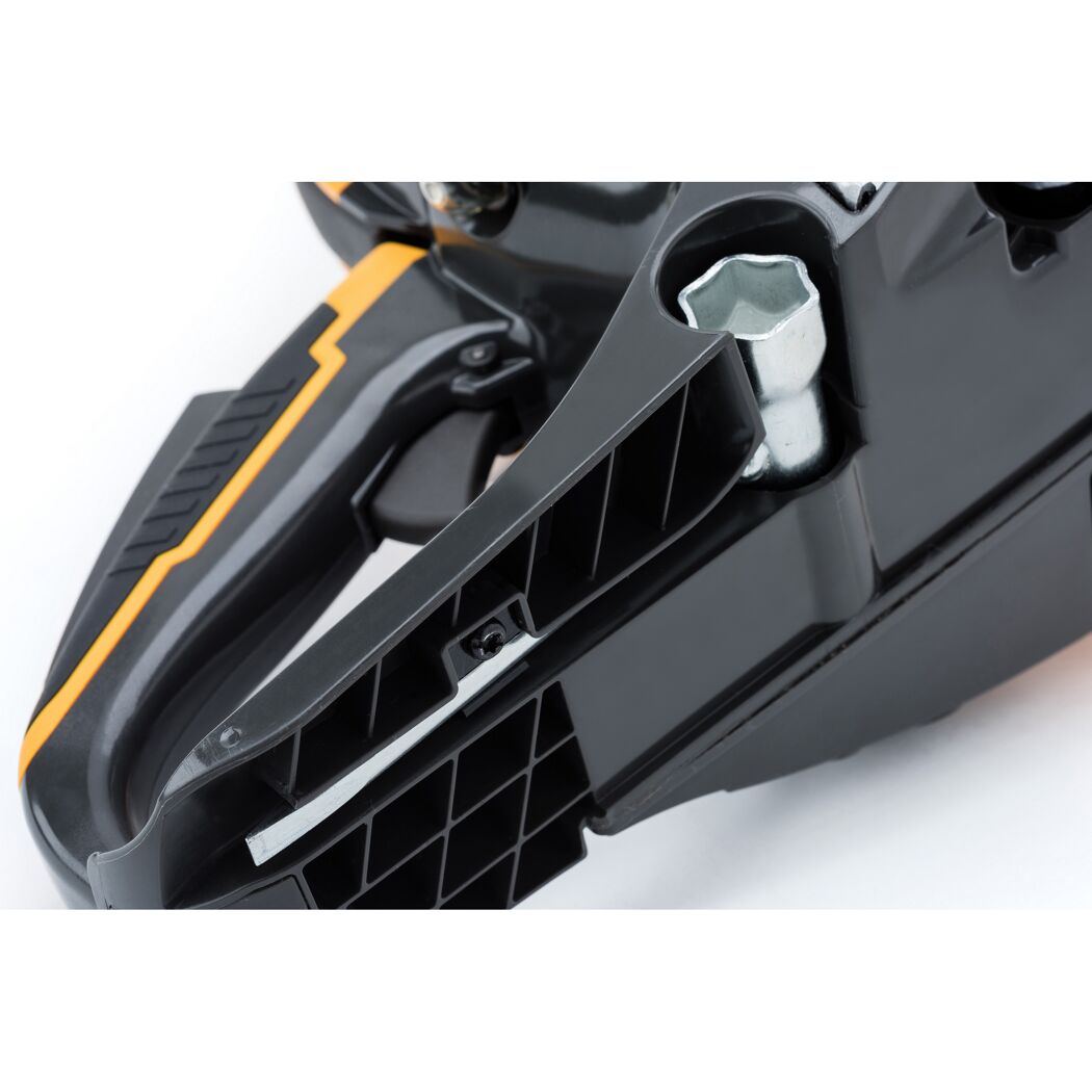 Kettensäge CS 750, Nahaufnahme vom Gehäuse