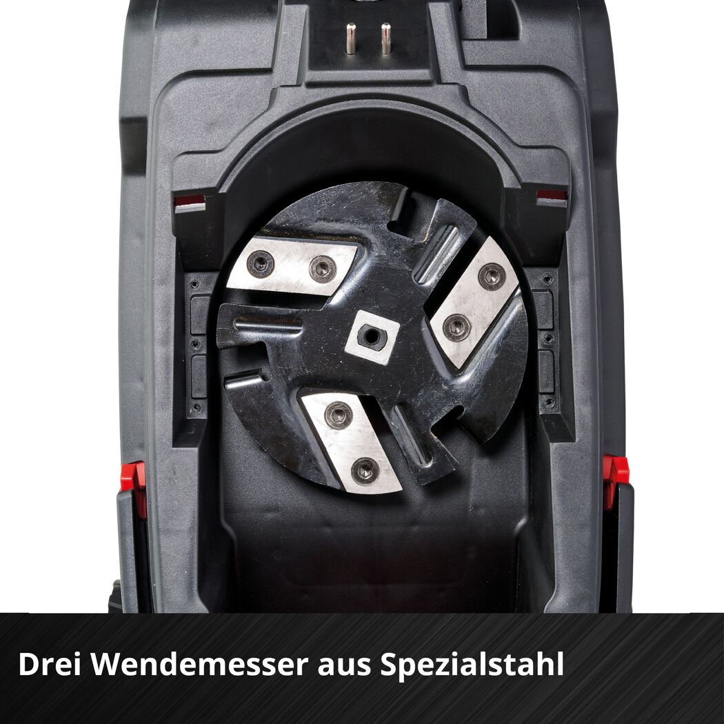 Drei Wendemessser aus Spezialstahl im Häcksler
