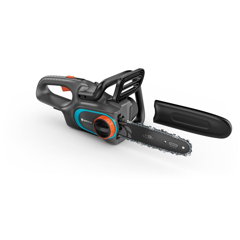 Gardena Akku-Kettensäge mit Kettenschutz