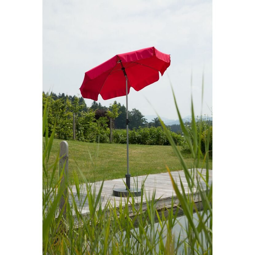 Roter Sonnenschirm Locarno auf Holzsteg