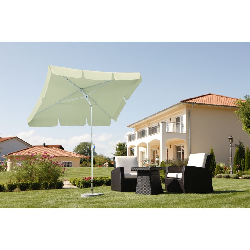 Sonnenschirm Ibiza natur 180x120 cm im Garten