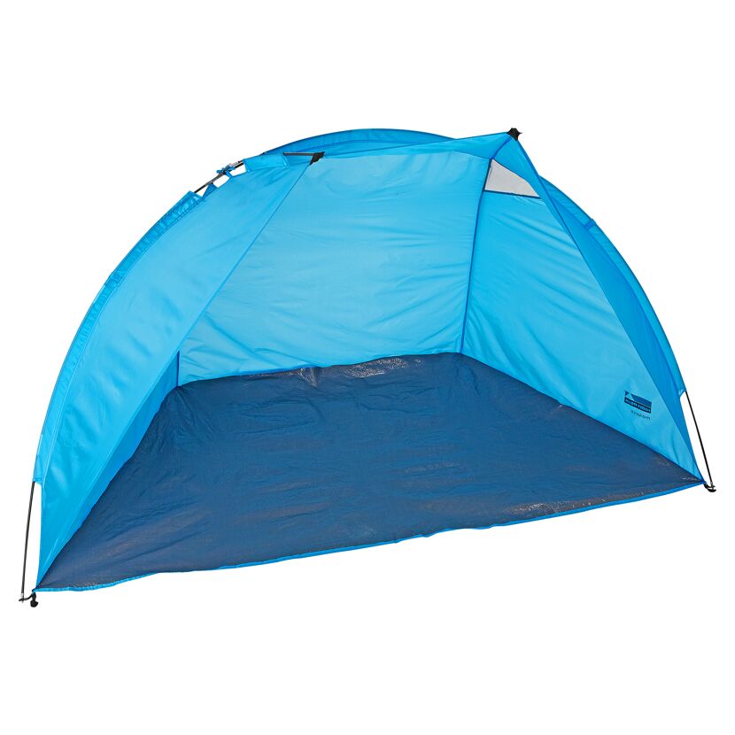 Aufgebaute blaue Strandmuschel Mallorca