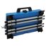 Blauer Koffergasgrill von unten, zusammengeklappt.