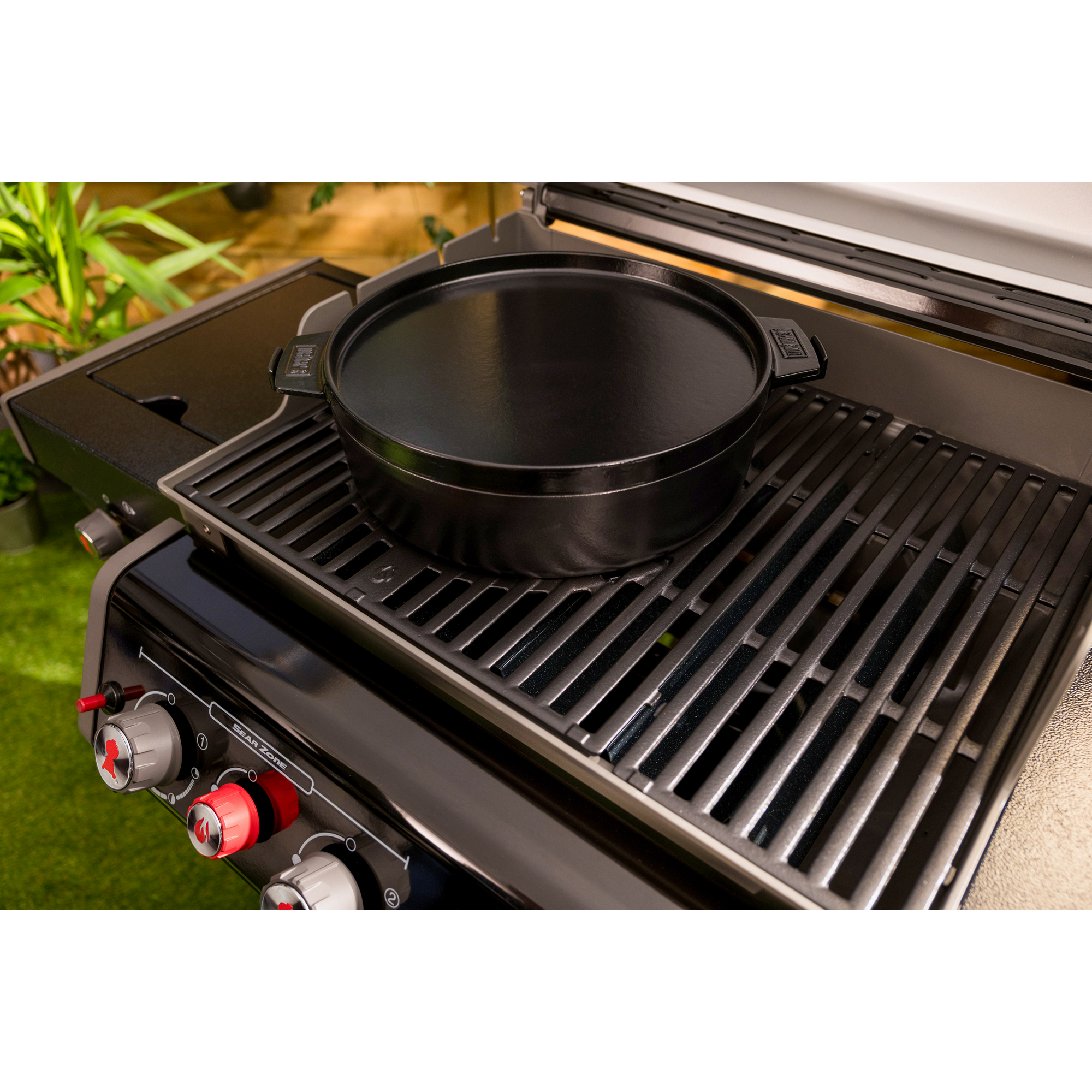 Gasgrill 'Spirit E-330 Classic GBS' schwarz + product picture