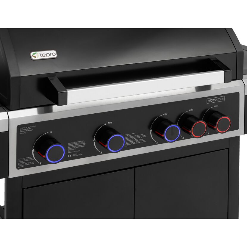 Schwarzer Gasgrill mit Bedienelementen