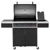 Gasgrill mit vier Brennern und geöffnetem Deckel.