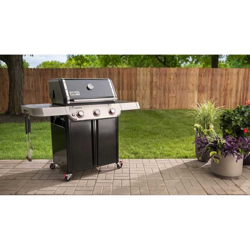 Gasgrill 'Genesis E-315' schwarz