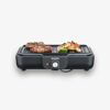 Elektrogrill mit Fleisch und Gemüse