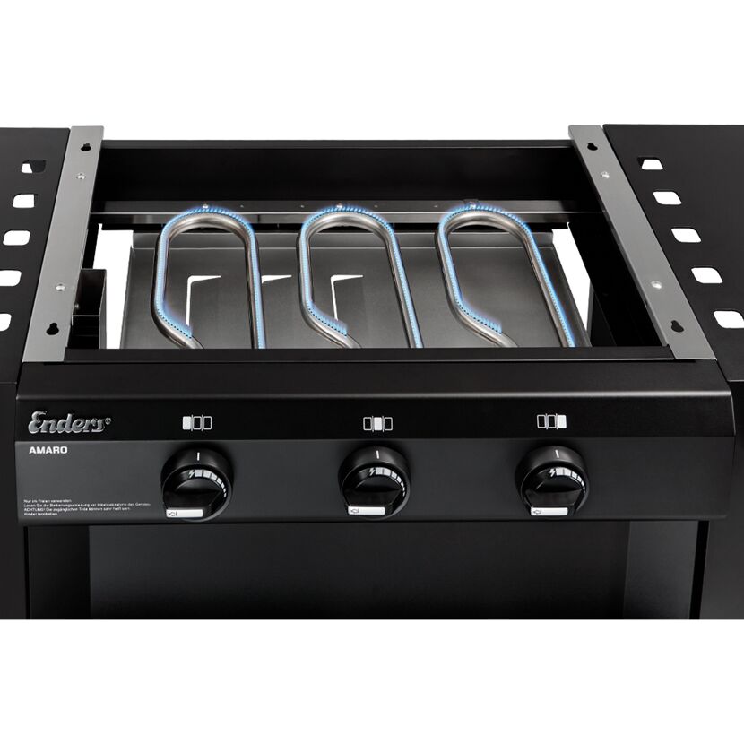 Gasgrill mit drei Brennern