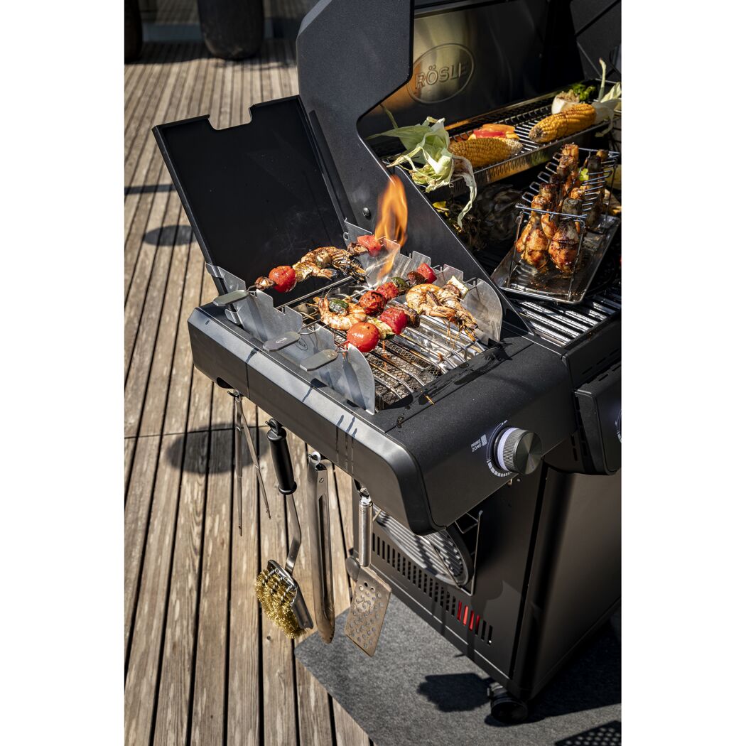Gasgrill 'Allflame Hero 4' schwarz 138 x 118 x 61 cm