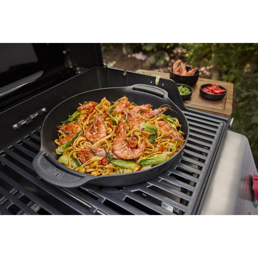 Gasgrill 'Spirit E-325 GBS' schwarz 123 x 117 x 67,5 cm