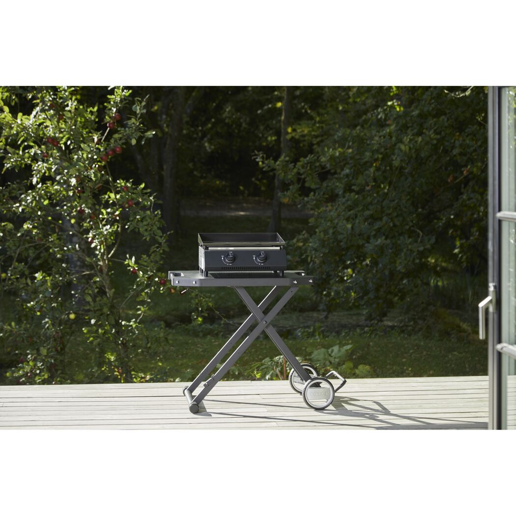 Gasgrill auf Terrasse