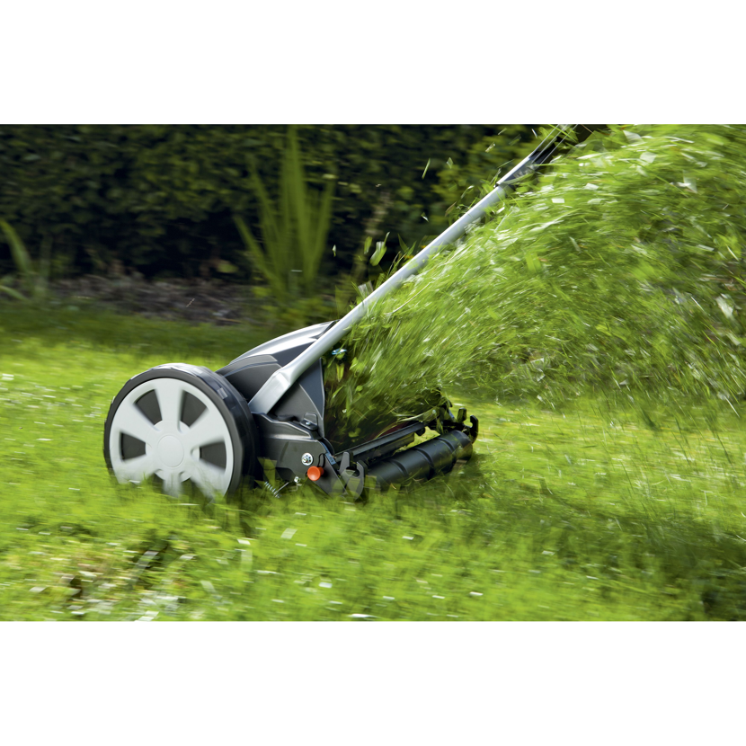 Spindelmäher beim Mähen