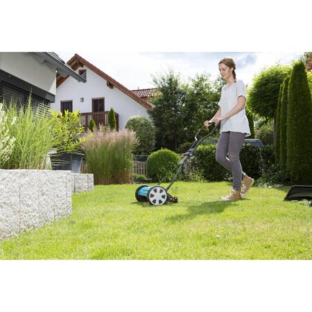 7. Bild von Spindelmäher 'Classic 330', bis 150 m²