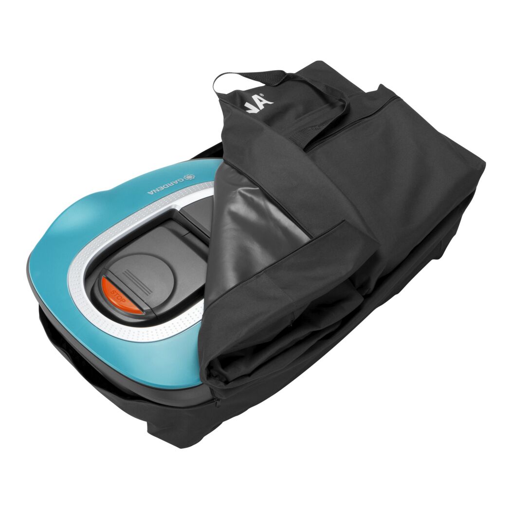 Gardena Mähroboter in schwarzer Tasche