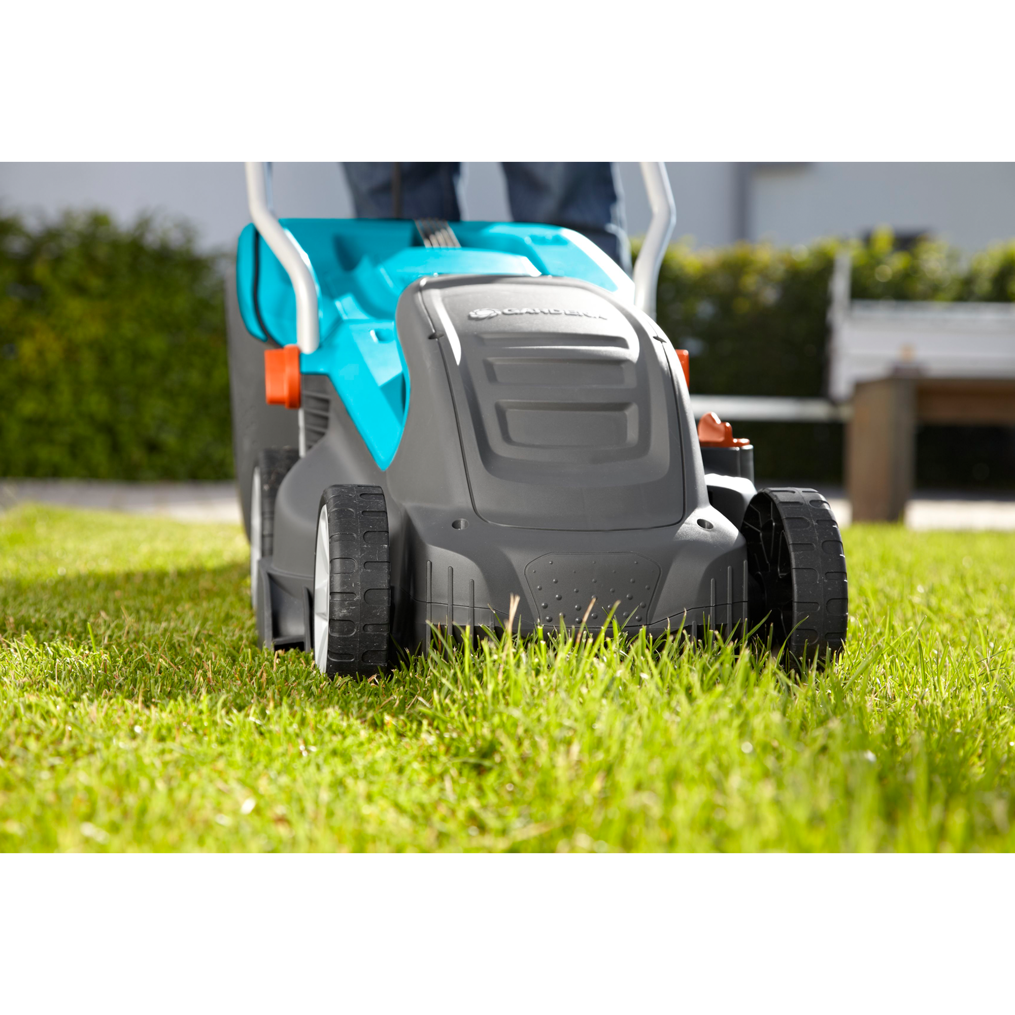 Gardena ElektroRasenmäher "PowerMax" 1400/34 ǀ toom Baumarkt
